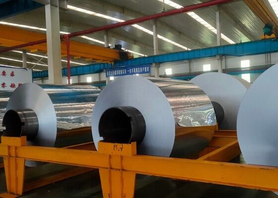 Mua 6061-0 5182 8011 Giấy cuộn nhôm thực phẩm 11 12 30 35 38 Micron Jumbo Roll sản xuất trực tuyến